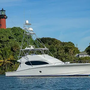 2006 Hatteras 68 Convertible