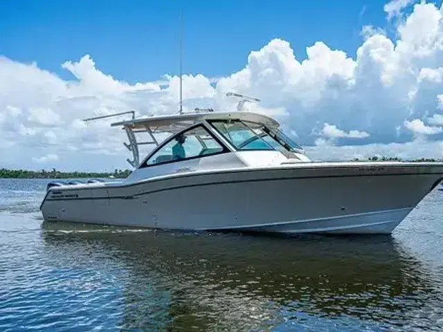 Grady-White Freedom 375