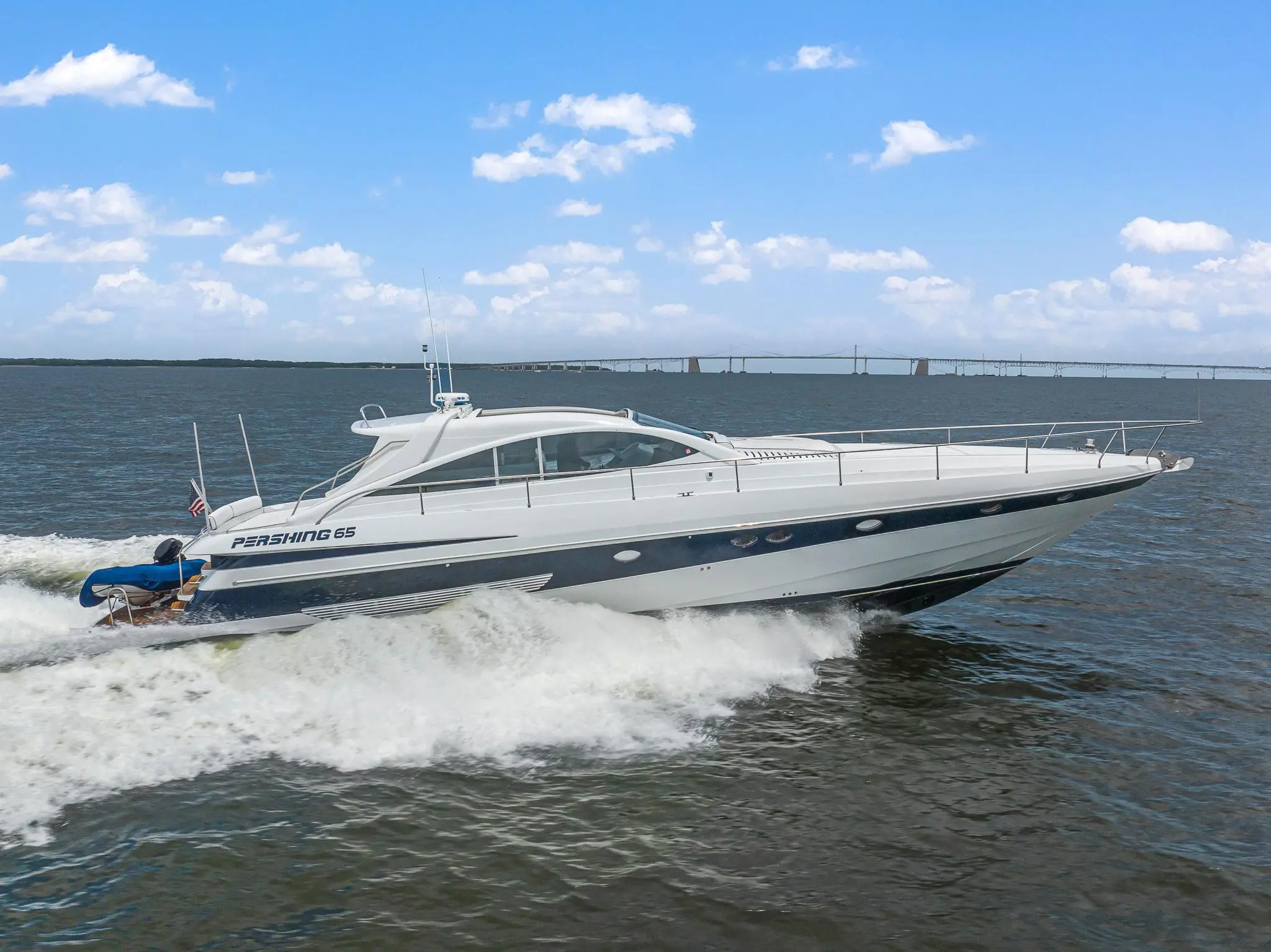 2000 Pershing 65