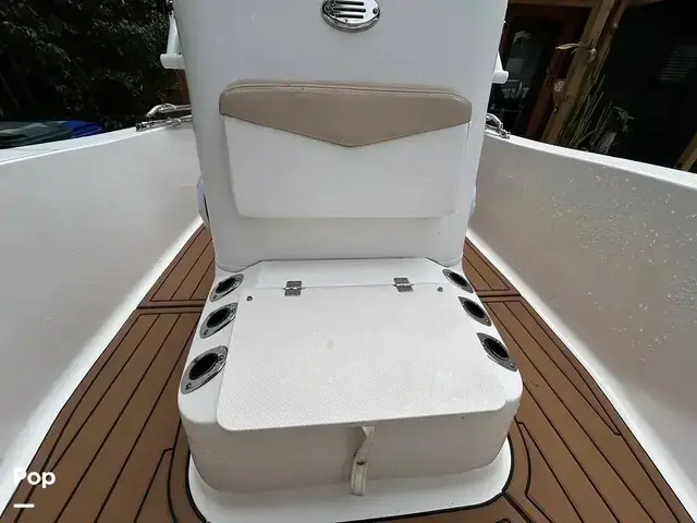 Robalo R160 CC