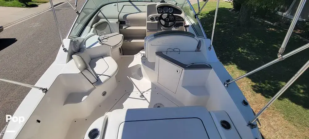 2007 Sea Ray sundancer 240