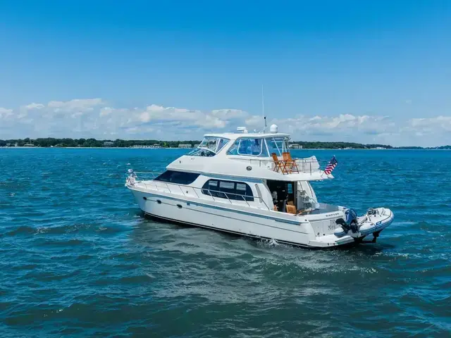 Carver 56 Voyager