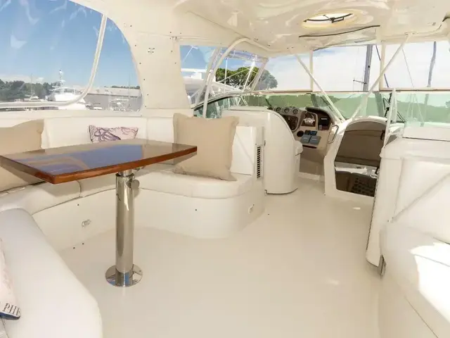 Carver 56 Voyager