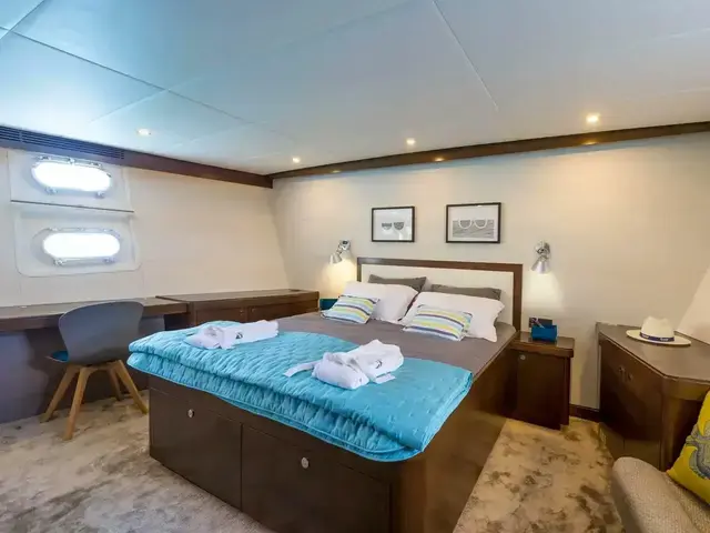 Feadship Custom