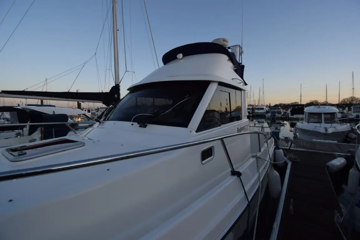 2010 Rodman 870 flybridge