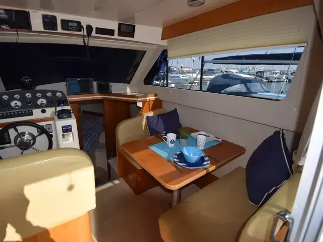 Rodman 870 Flybridge