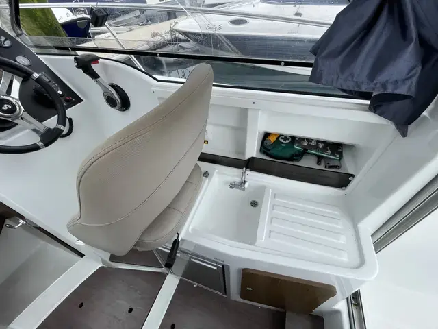 Beneteau Antares 7