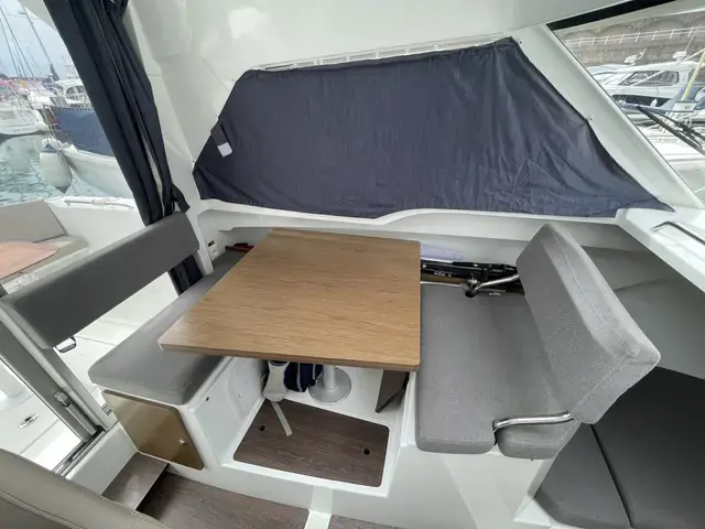 Beneteau Antares 7