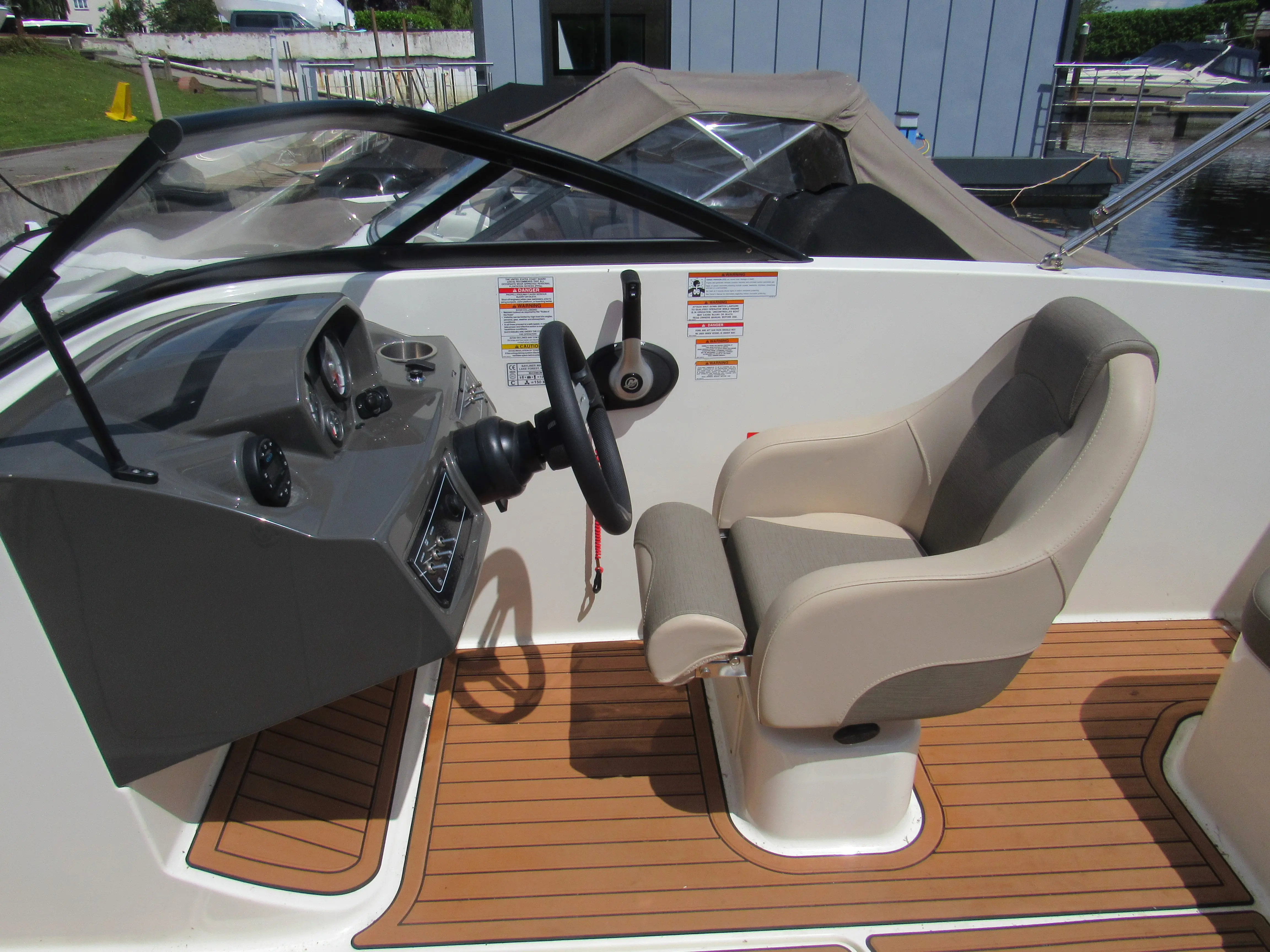 2020 Bayliner vr5 bowrider