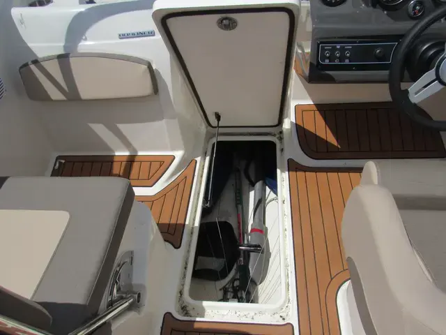 Bayliner VR5 Bowrider