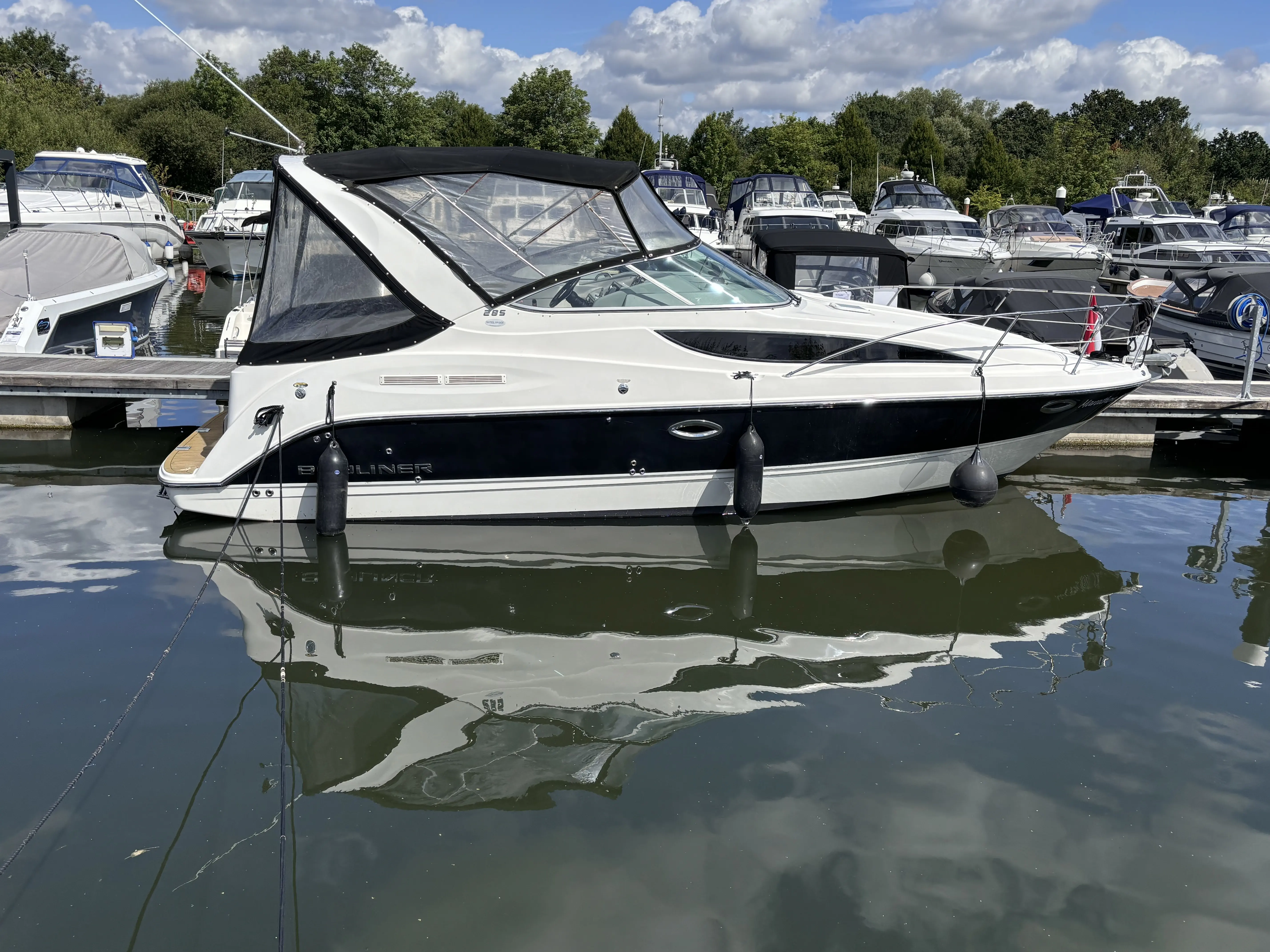 2009 Bayliner 285