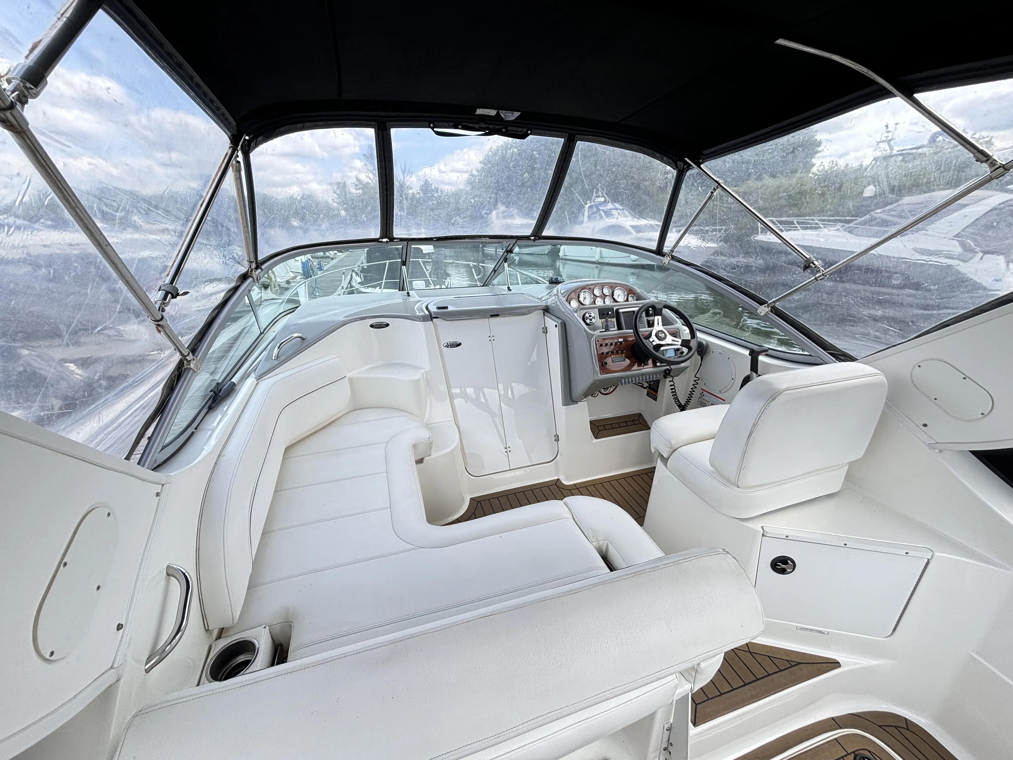 2009 Bayliner 285