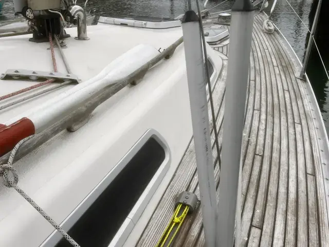 Hallberg Rassy 31