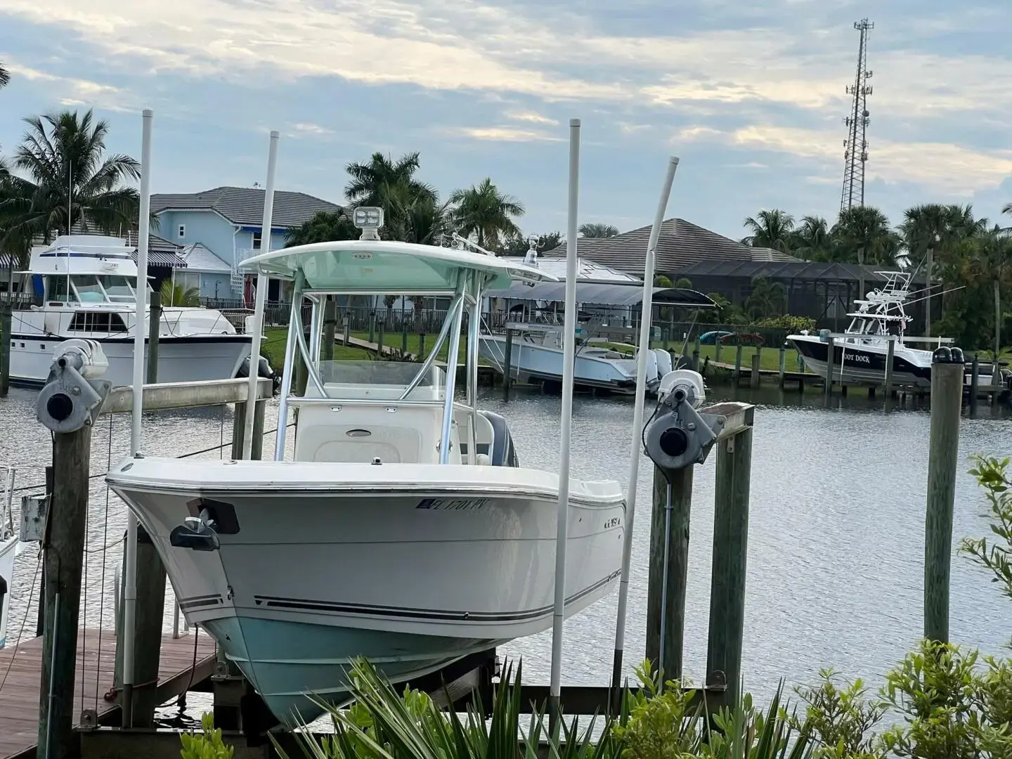 2015 Cobia Boats 237 cc