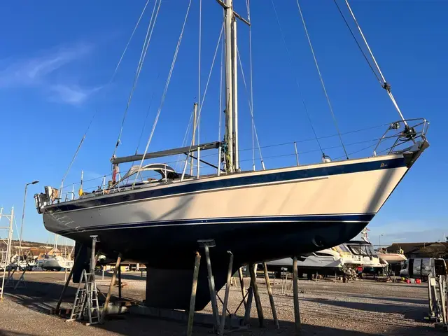 Hallberg-Rassy 46