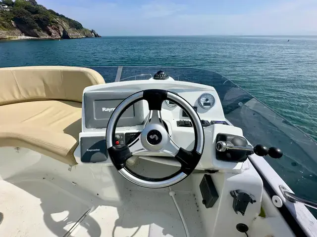 Beneteau Antares 36