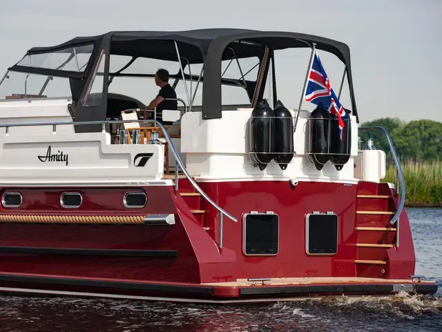 Stevens 1600 Dutch Steel Trawler