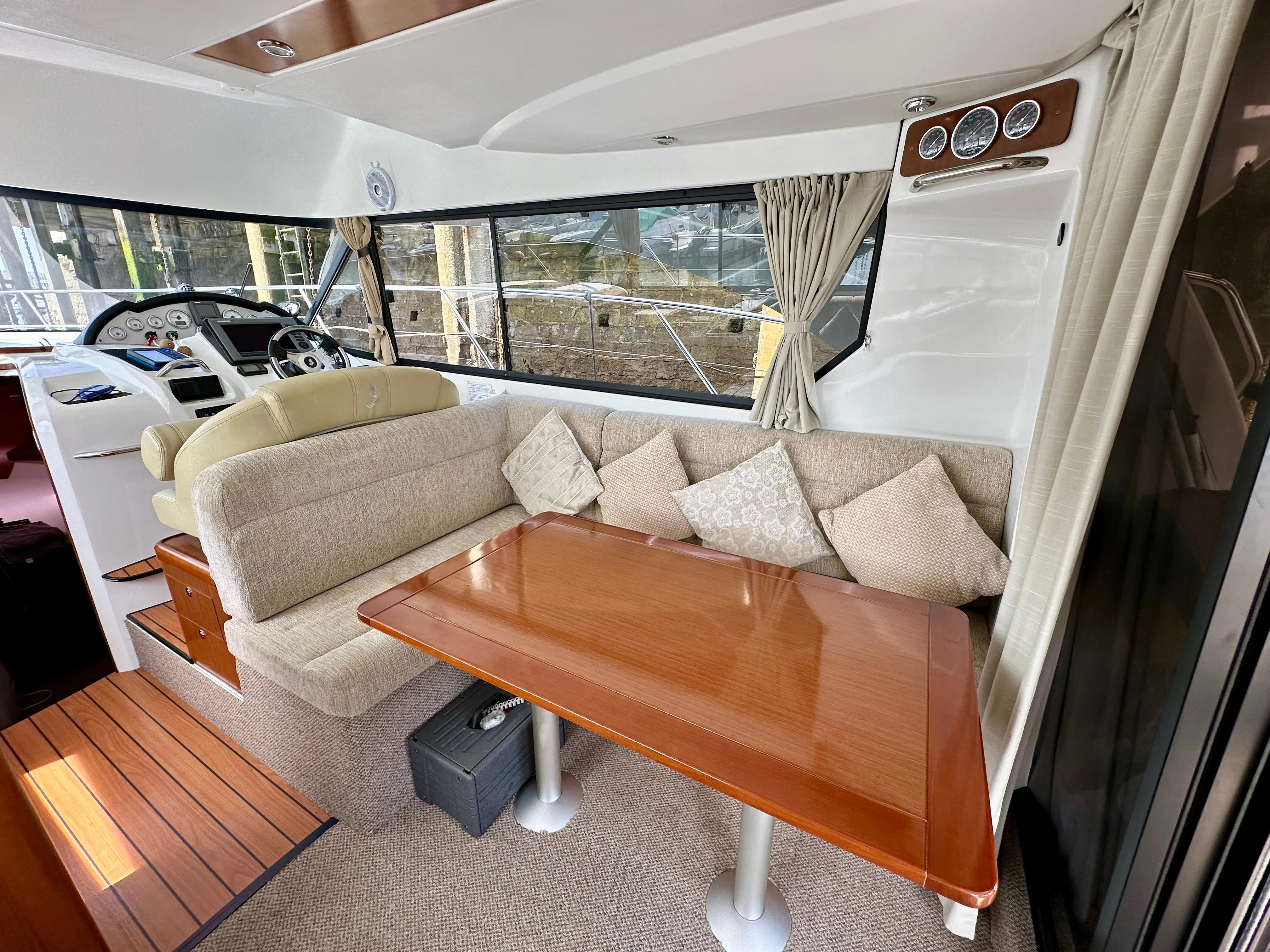 2010 Beneteau antares 36