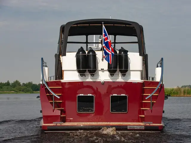 Stevens 1600 Dutch Steel Trawler