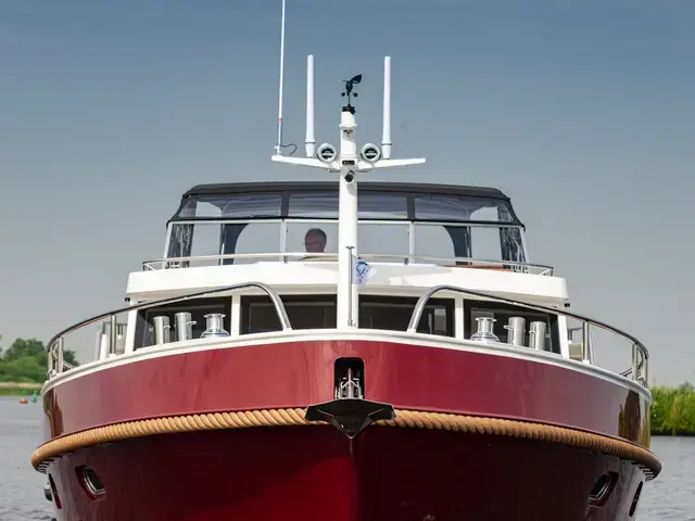 Stevens 1600 Dutch Steel Trawler