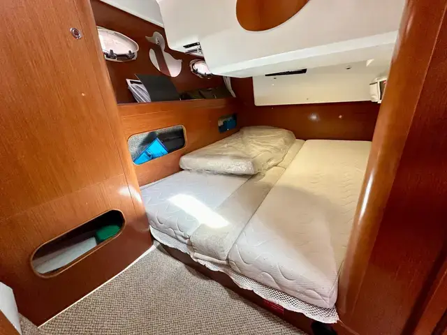 Beneteau Antares 36