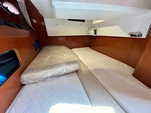 Beneteau Antares 36