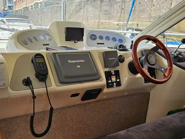 Sealine F37