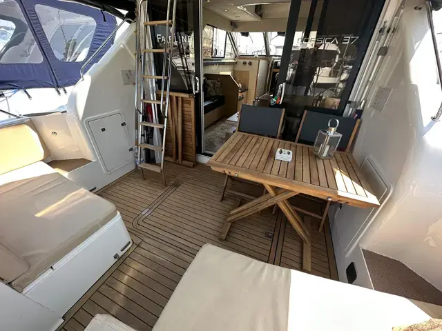 Fairline Corsica 37