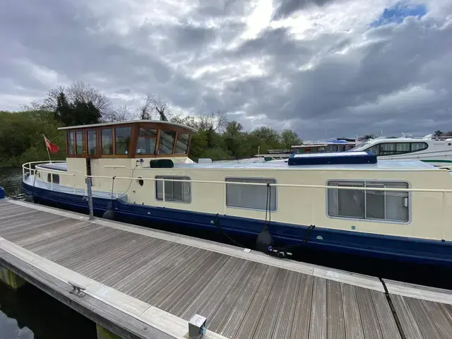 Barge 20m Steilsteven Dutch