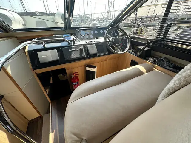 Fairline Corsica 37