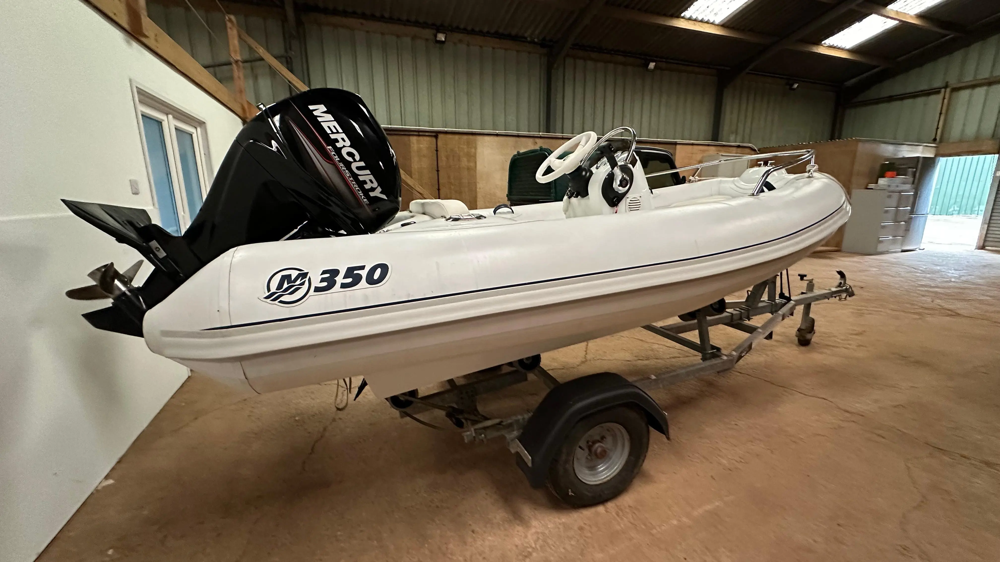 2017 Mariner 350