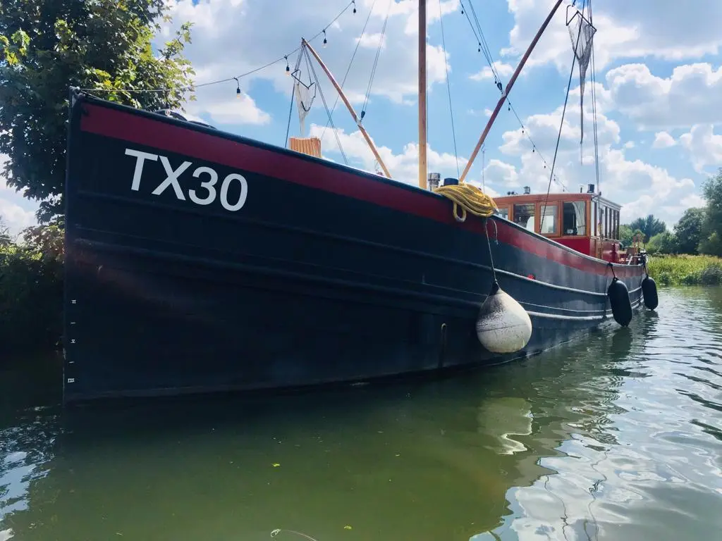 1906 Holland 19.5m converted dutch shrimper