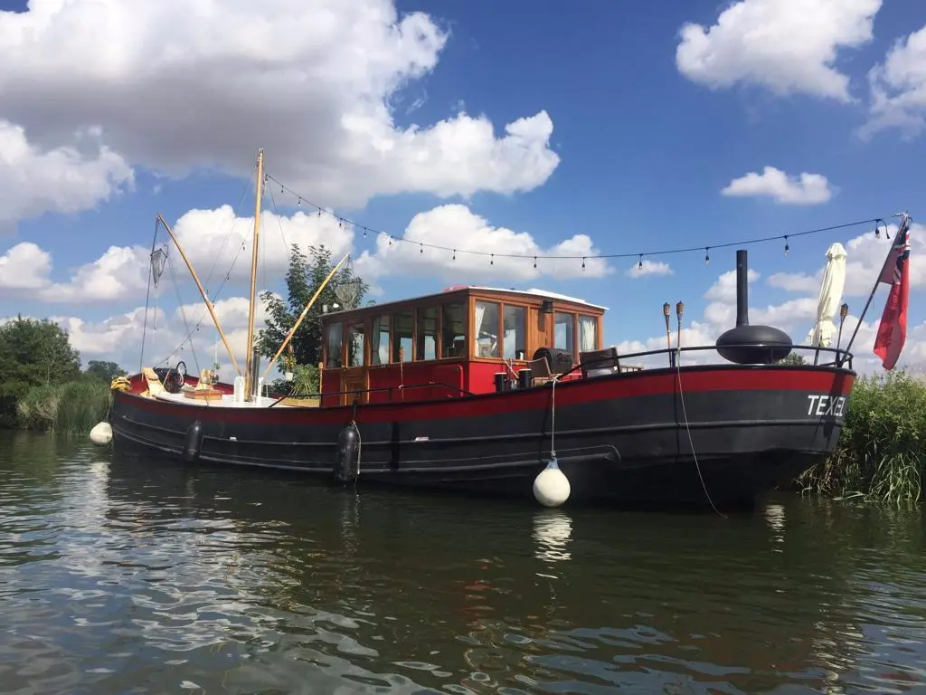 1906 Holland 19.5m converted dutch shrimper