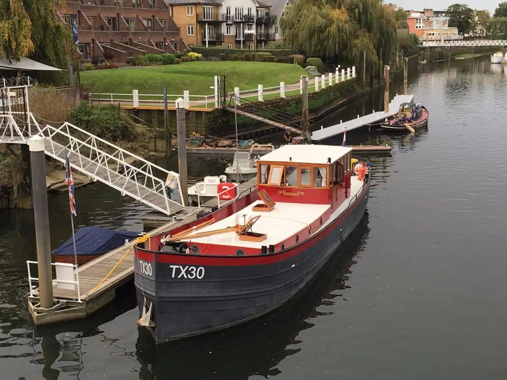 1906 Holland 19.5m converted dutch shrimper