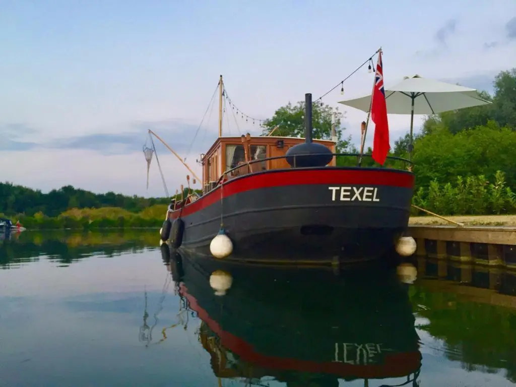 1906 Holland 19.5m converted dutch shrimper