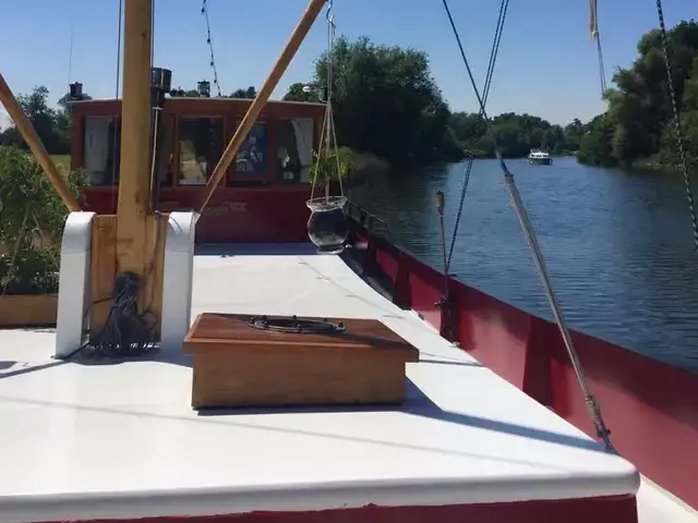 Barge 19.5m Converted Dutch Shrimper