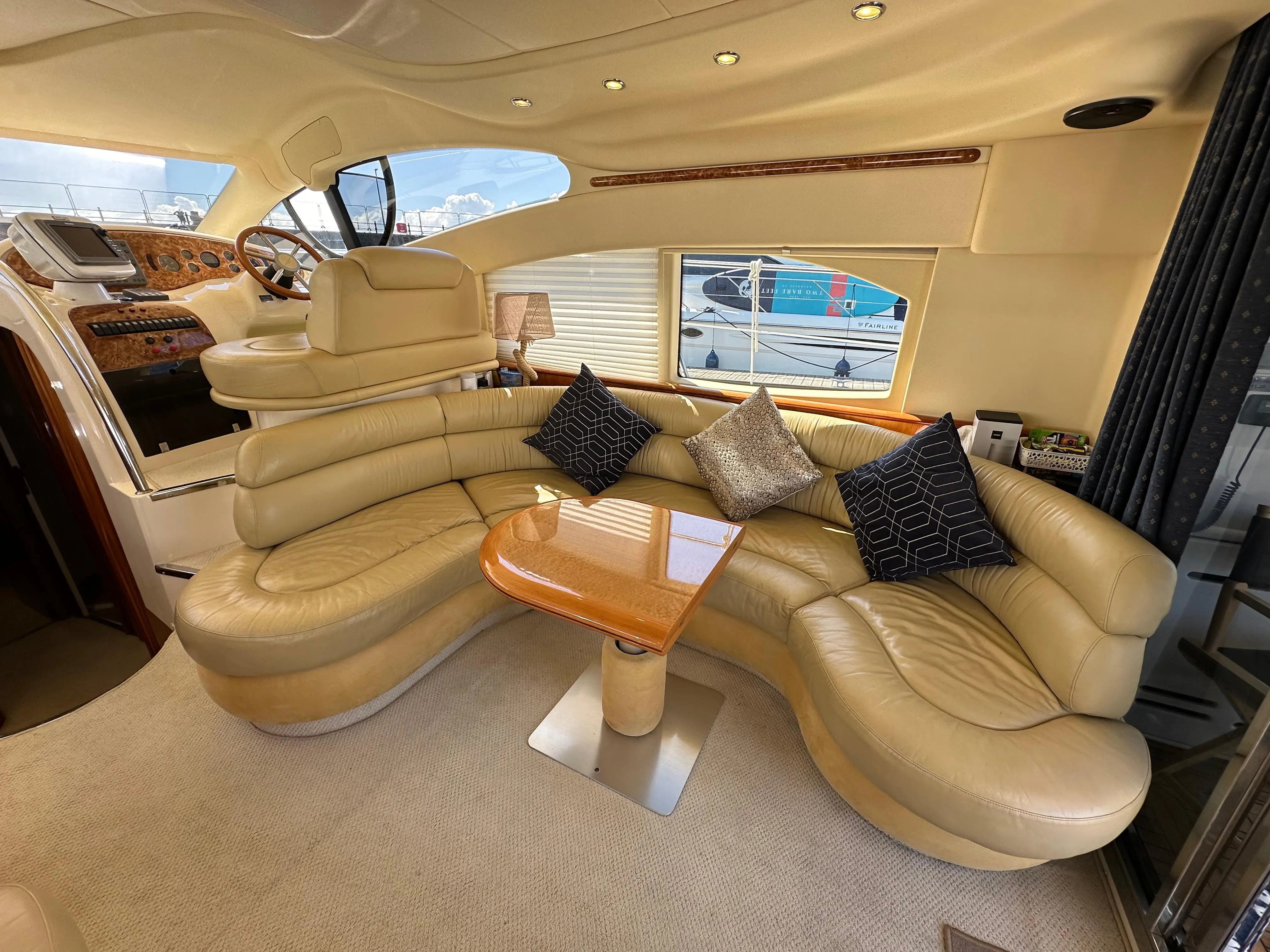 2004 Azimut 42