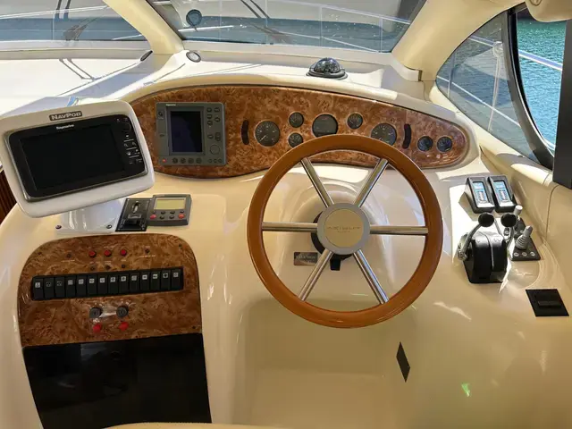 Azimut 42