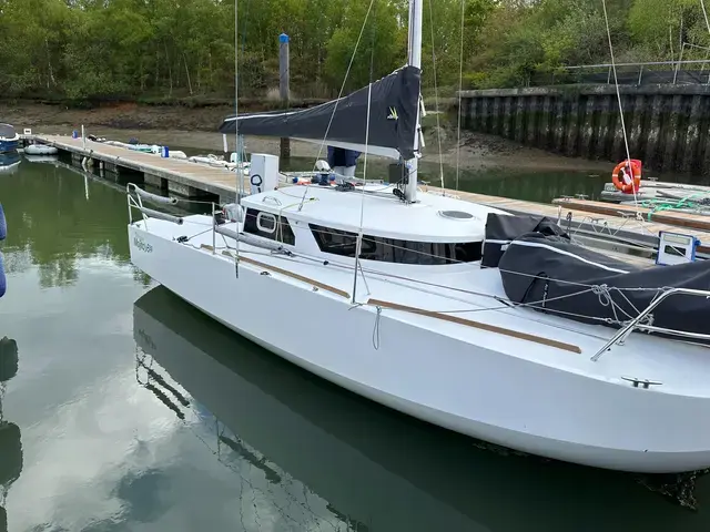 IDB MARINE Mojito 650