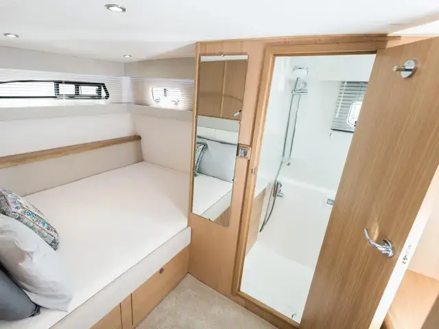 Haines 320 Aft Cabin