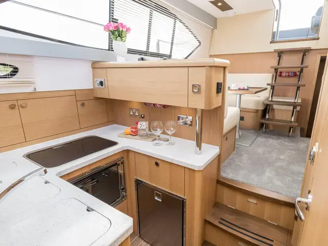 Haines 320 Aft Cabin