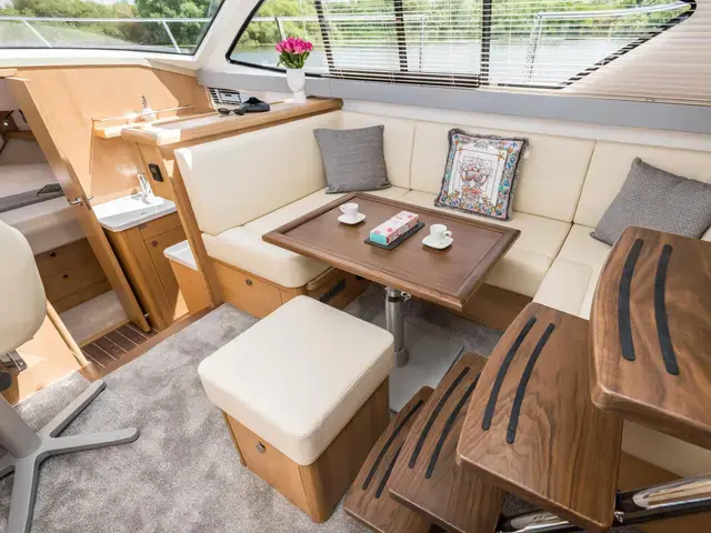 Haines 320 Aft Cabin