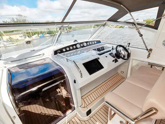 Haines 400 Aft Cabin