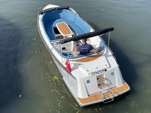 Corsiva 595 Tender