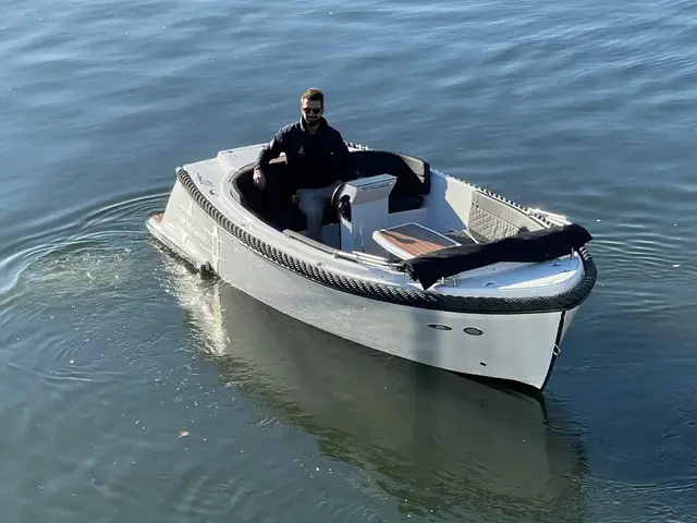 Corsiva 500 Tender