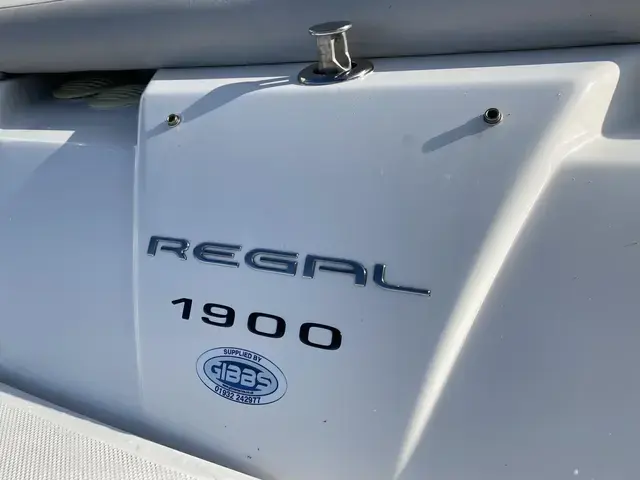 Regal 1900 Bowrider