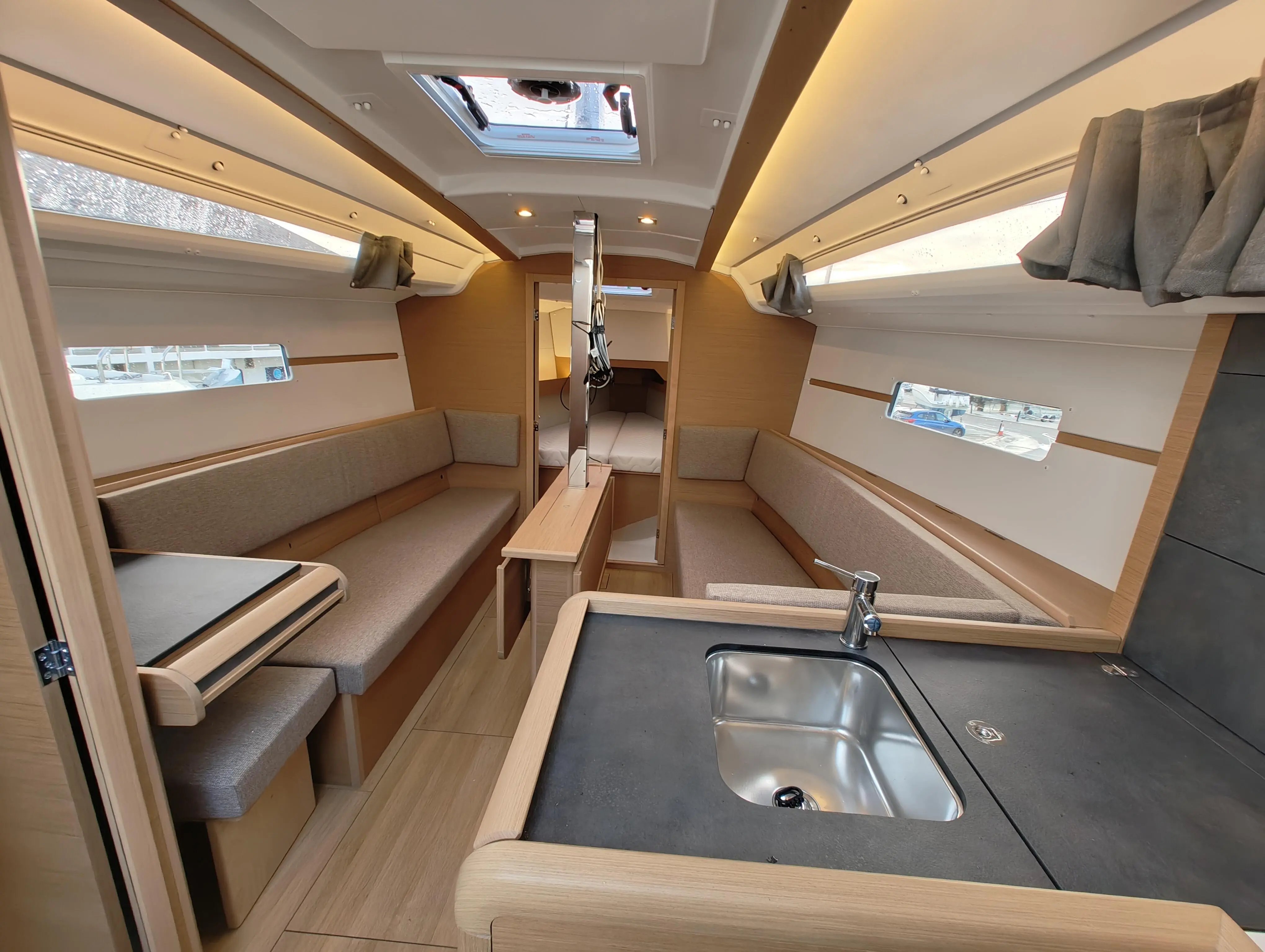 2024 Jeanneau sun odyssey 349