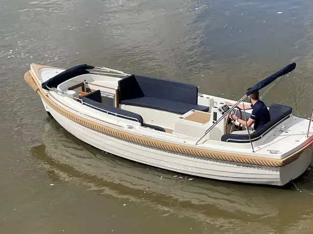 Interboat 22 Xplorer