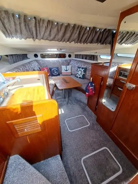 1987 Fairline carrera 24