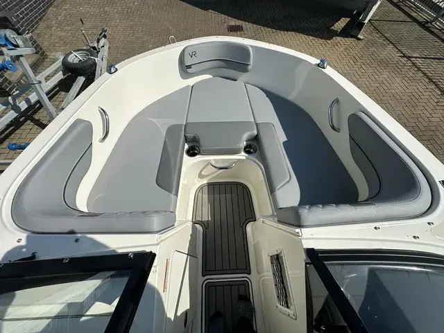 Bayliner Vr4